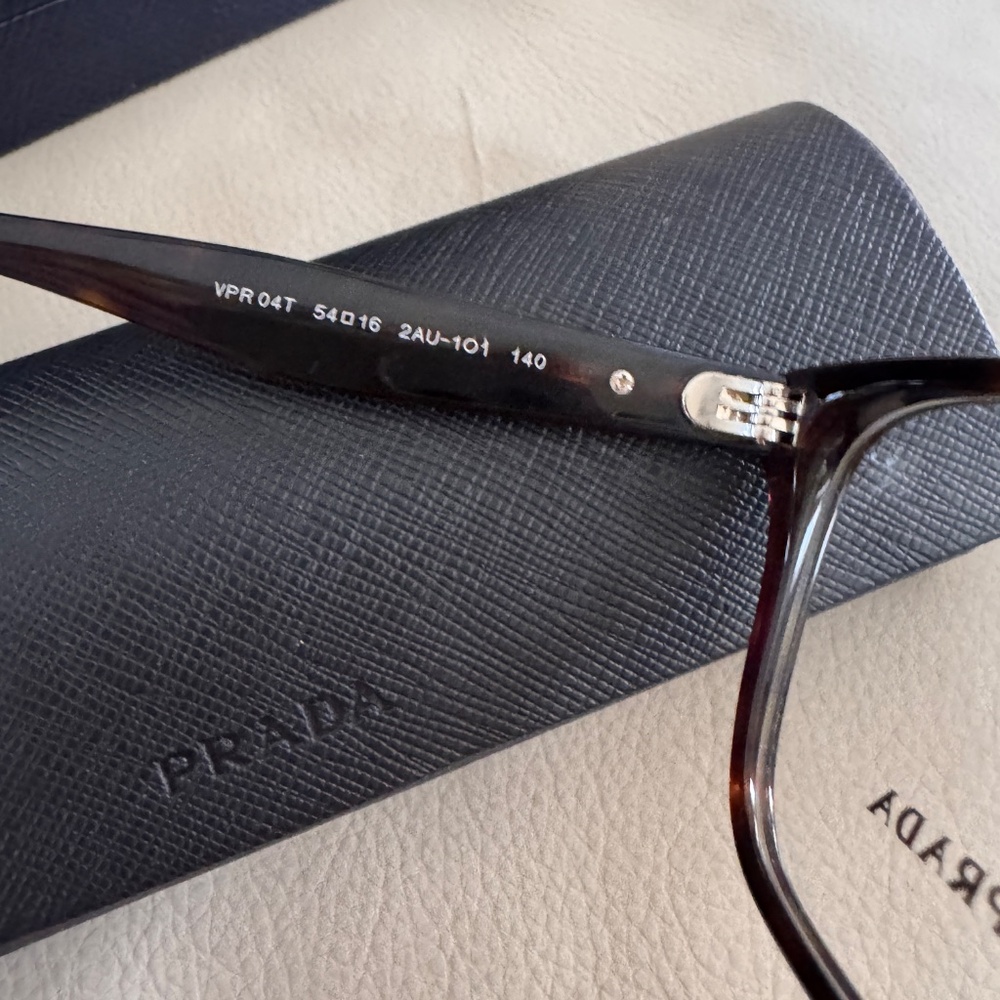 Prada journal eyeglasses - Picture 4 of 4